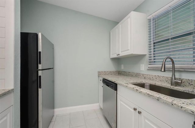 1184 WOODMAN WAY, Orlando, FL 32818