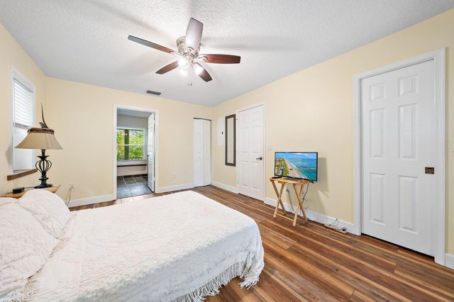 15740 N 99th St Street N, The Acreage, FL 33412