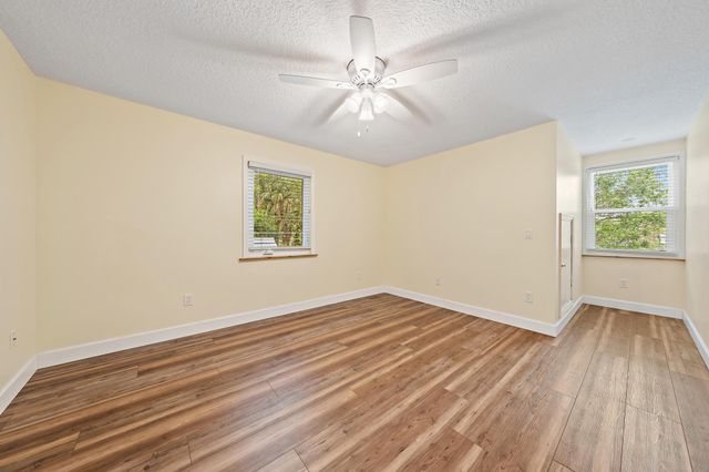 15740 N 99th St Street N, The Acreage, FL 33412