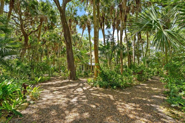 15740 N 99th St Street N, The Acreage, FL 33412