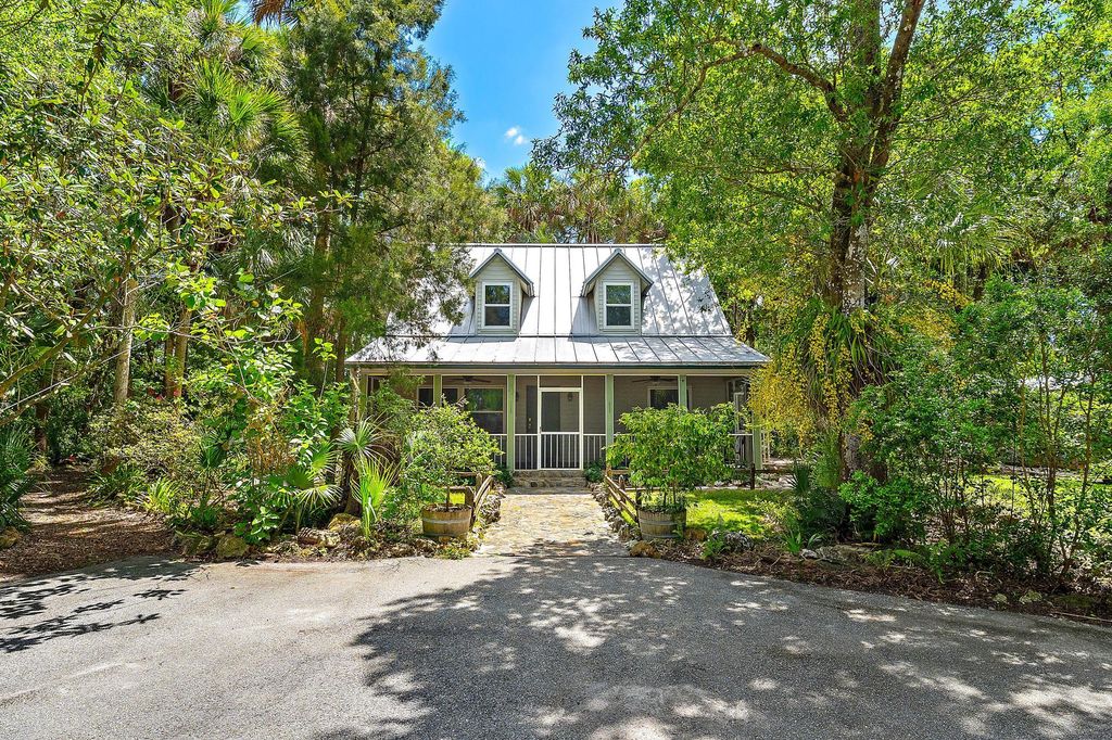 15740 N 99th St Street N, The Acreage, FL 33412