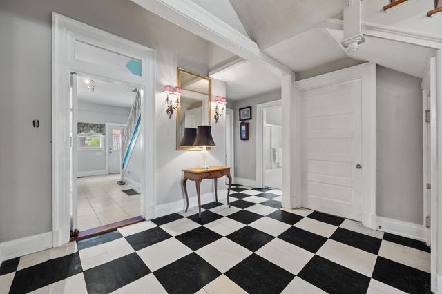 530 E Rutledge Avenue, Gaffney, SC 29340