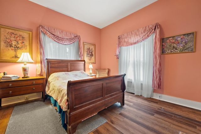 530 E Rutledge Avenue, Gaffney, SC 29340