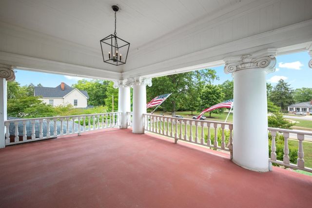 530 E Rutledge Avenue, Gaffney, SC 29340