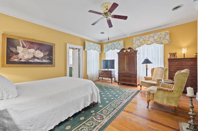 530 E Rutledge Avenue, Gaffney, SC 29340