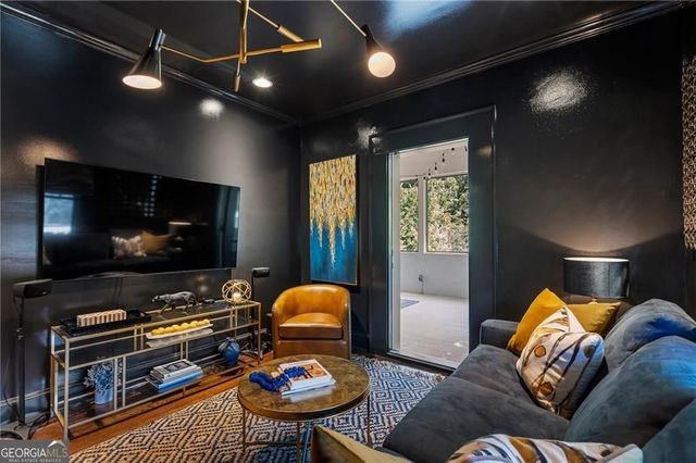 663 Yorkshire Road NE, Atlanta, GA 30306