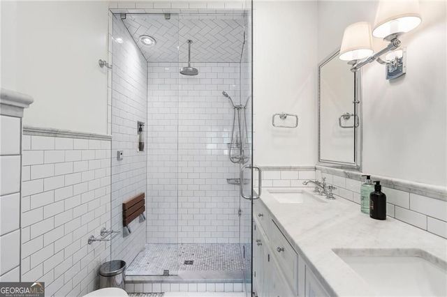 663 Yorkshire Road NE, Atlanta, GA 30306