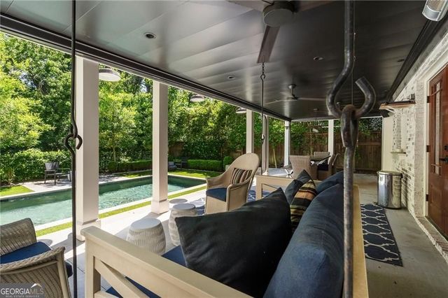 663 Yorkshire Road NE, Atlanta, GA 30306