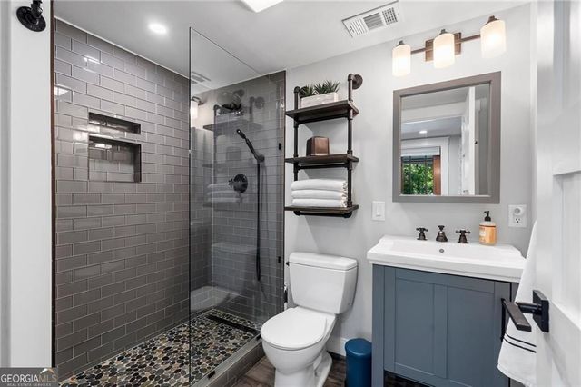 663 Yorkshire Road NE, Atlanta, GA 30306