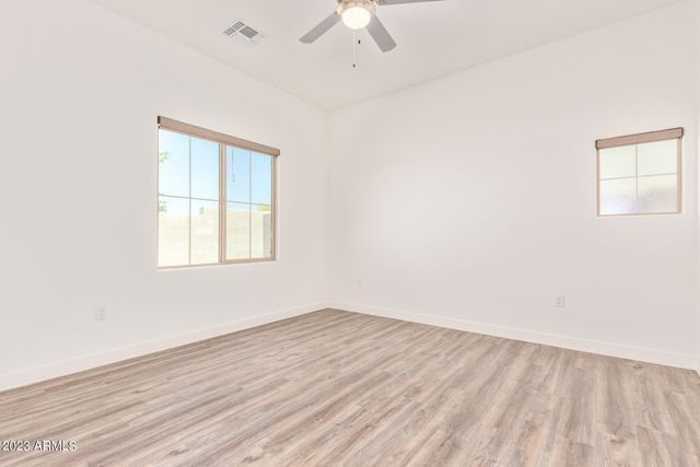 1500 E WAHALLA Lane W11, Phoenix, AZ 85024