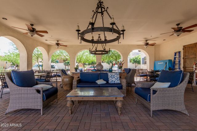 1500 E WAHALLA Lane W11, Phoenix, AZ 85024