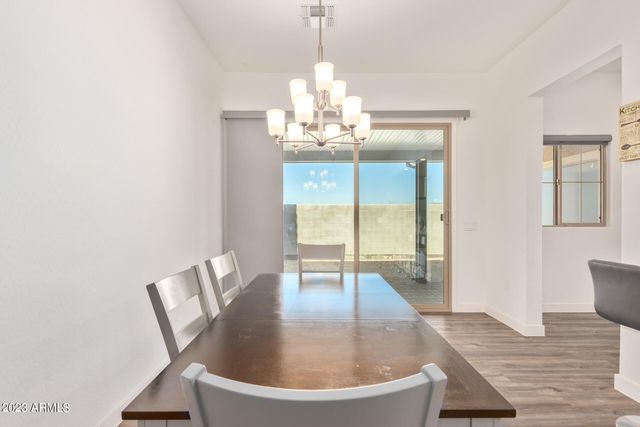 1500 E WAHALLA Lane W11, Phoenix, AZ 85024