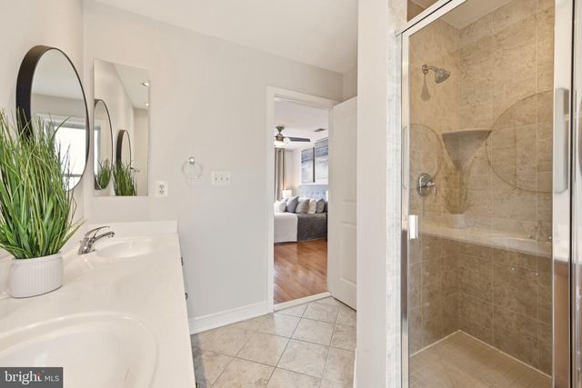 5615 44TH AVE, Hyattsville, MD 20781