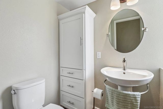 8164 Mission Vista Dr, San Diego, CA 92120