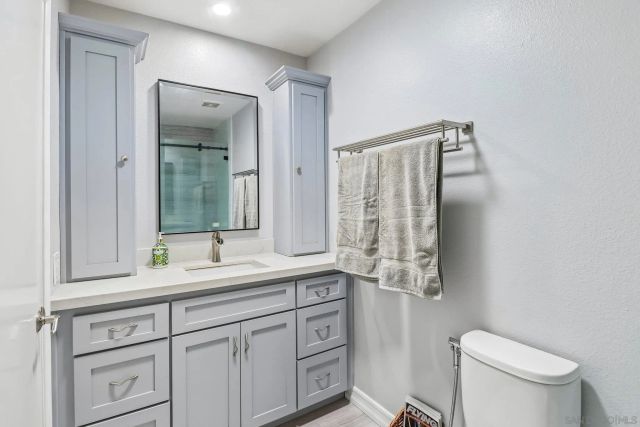 8164 Mission Vista Dr, San Diego, CA 92120