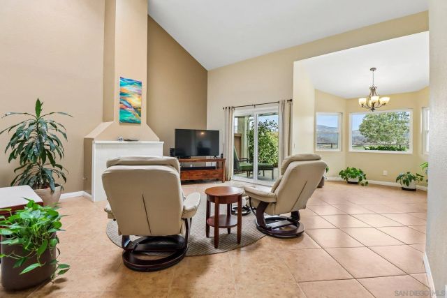 8164 Mission Vista Dr, San Diego, CA 92120