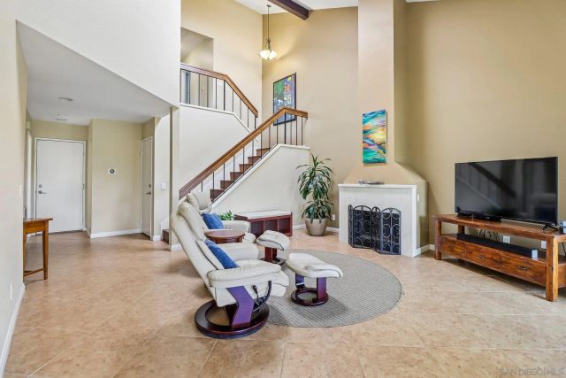 8164 Mission Vista Dr, San Diego, CA 92120
