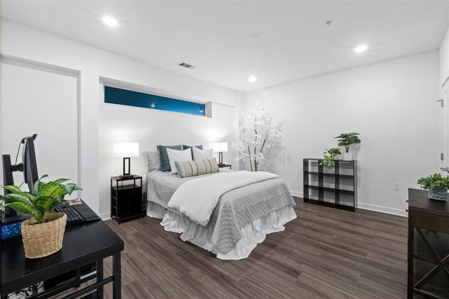 4361 S Congress Ave 402, Austin, TX 78745