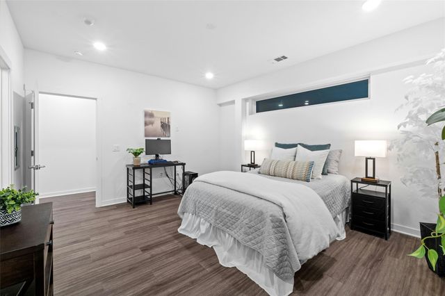 4361 S Congress Ave 402, Austin, TX 78745