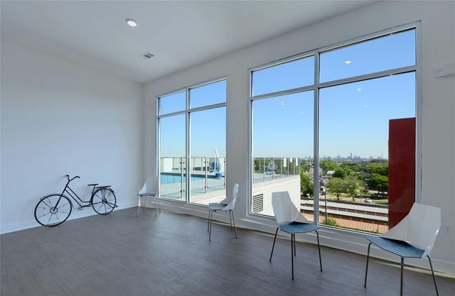 4361 S Congress Ave 402, Austin, TX 78745