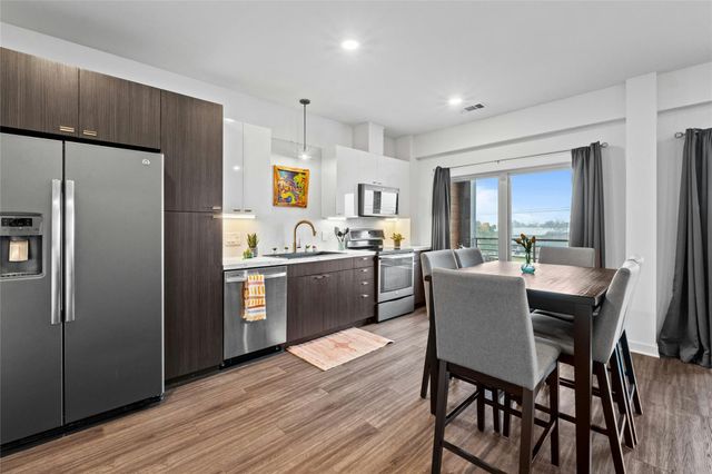 4361 S Congress Ave 402, Austin, TX 78745