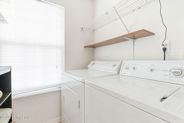 8411 Arbor Meadow Way, Louisville, KY 40228