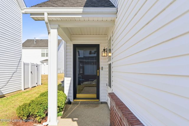 8411 Arbor Meadow Way, Louisville, KY 40228