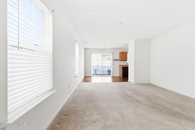 8411 Arbor Meadow Way, Louisville, KY 40228