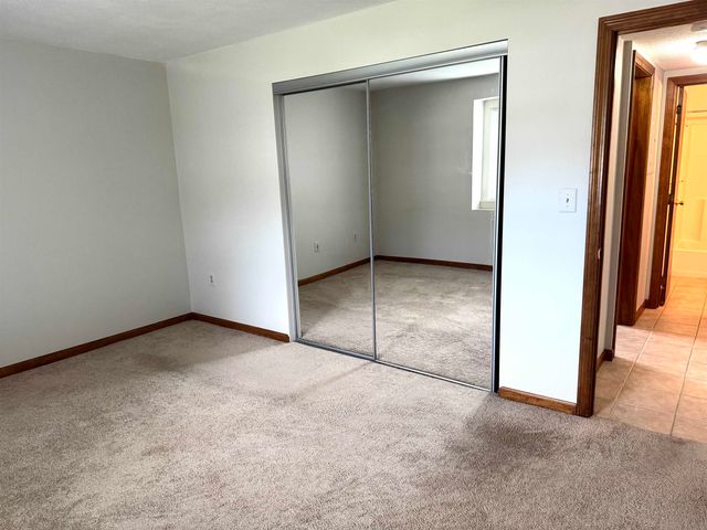2 Roedean Drive A201, Nashua, NH 03063