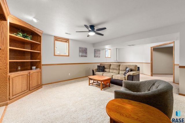 201 E 9th St Street, Crooks, SD 57020