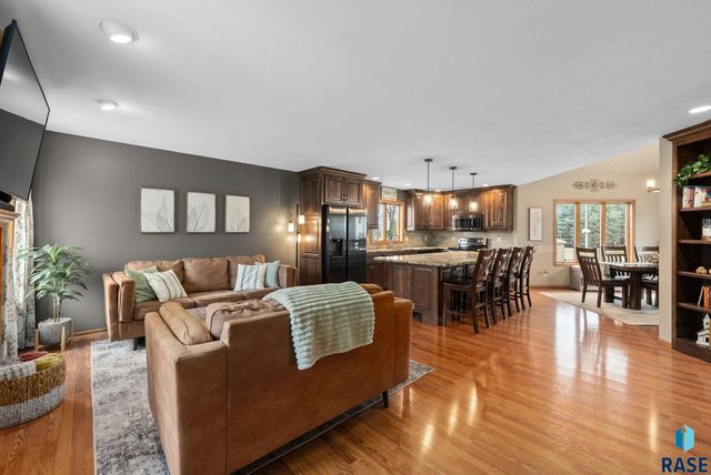 201 E 9th St Street, Crooks, SD 57020