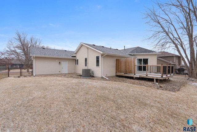 201 E 9th St Street, Crooks, SD 57020