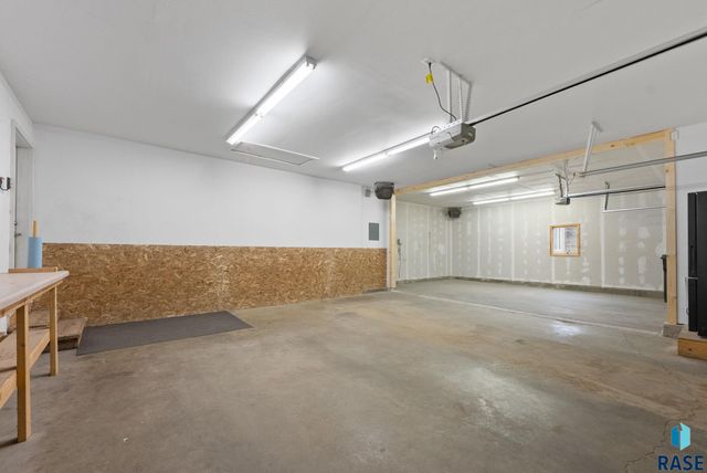 201 E 9th St Street, Crooks, SD 57020