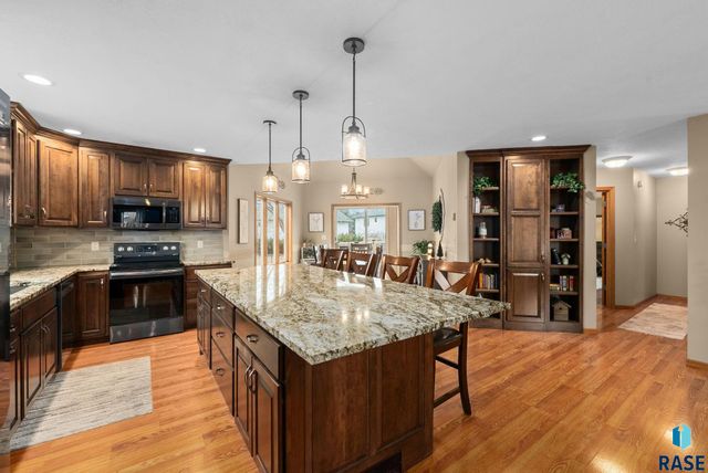 201 E 9th St Street, Crooks, SD 57020