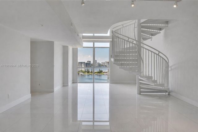 400 Sunny Isles Blvd 2004, Sunny Isles Beach, FL 33160