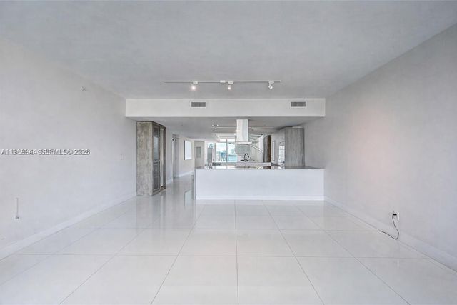 400 Sunny Isles Blvd 2004, Sunny Isles Beach, FL 33160