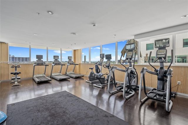 400 Sunny Isles Blvd 2004, Sunny Isles Beach, FL 33160