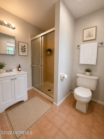 84 Chestnut Way, Manalapan, NJ 07726