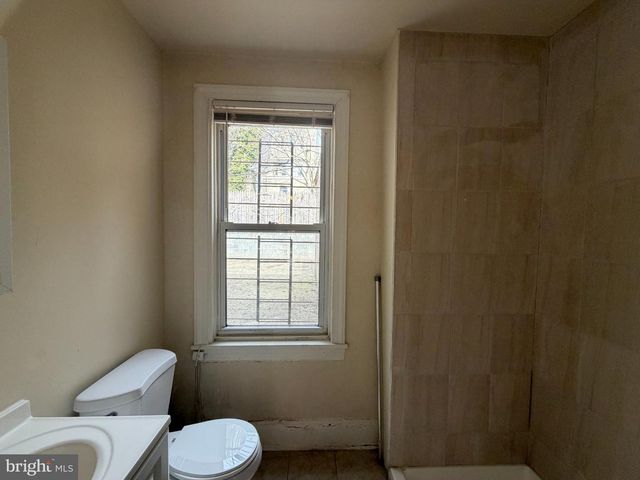 3203 PEARL ST, Philadelphia, PA 19104