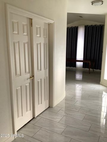 590 S Neely Street, Gilbert, AZ 85233