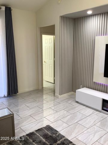 590 S Neely Street, Gilbert, AZ 85233