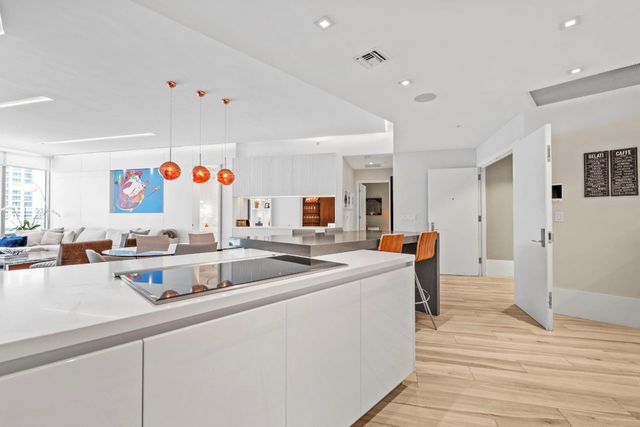 701 N Fort Lauderdale Beach Boulevard 403, Fort Lauderdale, FL 33304