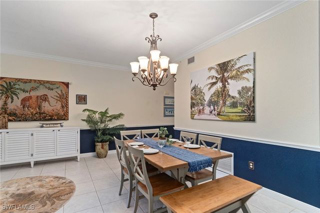 2110 Cay Lagoon DR 113, Naples, FL 34109