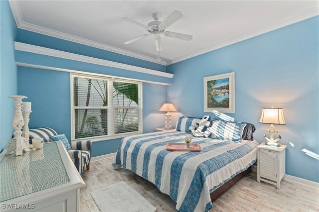 2110 Cay Lagoon DR 113, Naples, FL 34109