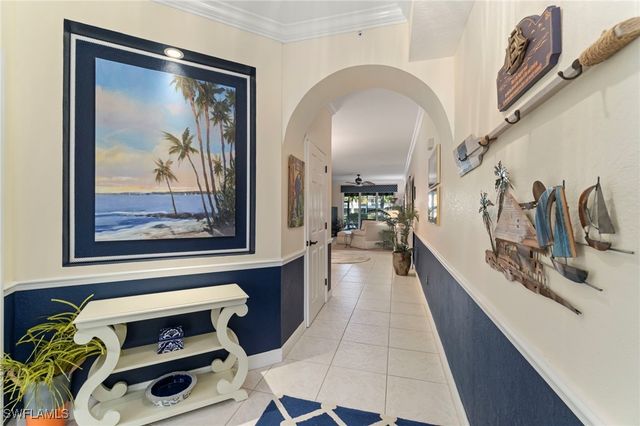 2110 Cay Lagoon DR 113, Naples, FL 34109