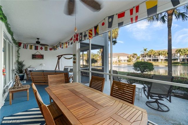 2110 Cay Lagoon DR 113, Naples, FL 34109