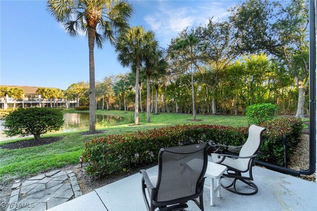 2110 Cay Lagoon DR 113, Naples, FL 34109