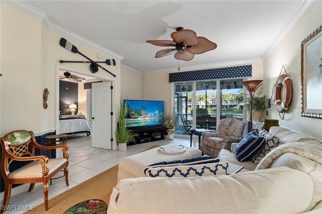 2110 Cay Lagoon DR 113, Naples, FL 34109