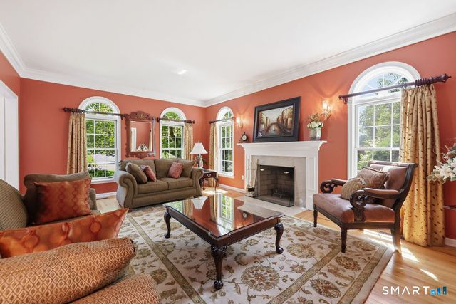161 Great Pond Road, Glastonbury, CT 06073