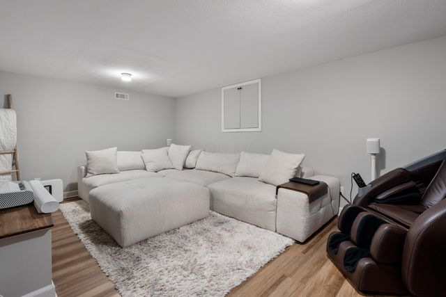 652 Eastmoor Boulevard, Columbus, OH 43209